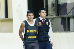 22-2_sicario_a_mono-el_mas_buscado