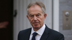 Former British Prime Minister Tony Blair leaves his home in London on July 6, 2016. The official inquiry into Britain's role in the Iraq war finally reports on Wednesday, seven years after it launched, with former prime minister Tony Blair expected to face severe criticism. / AFP / DANIEL LEAL-OLIVAS